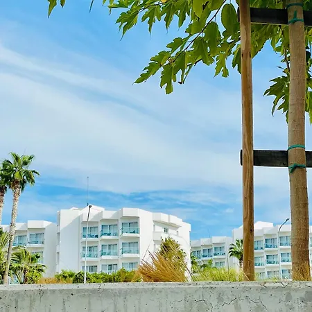 Coral Bay Garden Διαμέρισμα *